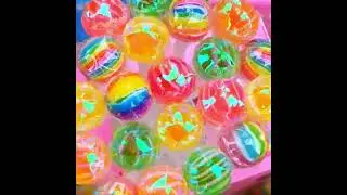 You can get 80 electric rainbow lollipops🍭 for only 9 yuan, 