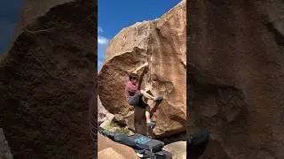 Plastic Man V2/3 (6A+) - Paiute Boulders • Keyhole Canyon Bouldering (NV)