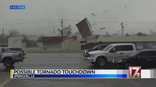 VIDEO: Possible tornado touchdown in Springhill, Louisiana