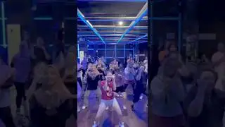 DJ NANI REMIX 💃 Choreo 🙋🏻‍♀️ #zumba #zumbafitness #zumbaindonesia #zumbagely #fyp