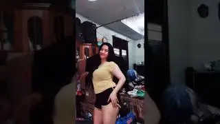 cewek ketat apem tembem goyang hot