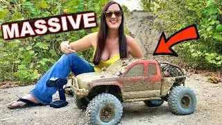 BRAND NEW HUGE RC CAR OFF ROAD MUDDING! Axial SCX6 Trail Honcho