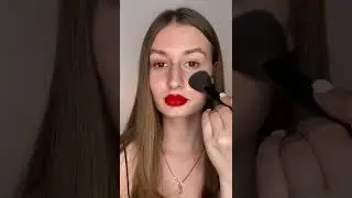 Ошибки с красной помадой💄