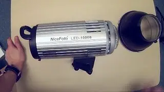 Unboxing the NiceFoto LED 1000B LED Studio Light Head