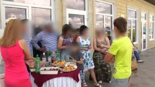 Дети пьют водку на свадьбе безпалива добавляя в пепси