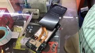 Samsung Galaxy A20 Display Test Using Another Motherboard