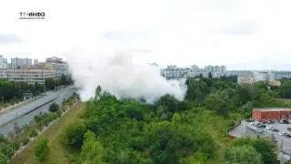 В ЦЕНТРЕ ХАРЬКОВА ВЗОРВАЛИ ЗДАНИЕ (АЭРОСЪЕМКА)