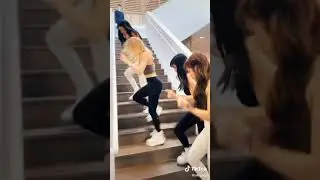 Meninas do Now United - Alo yoga