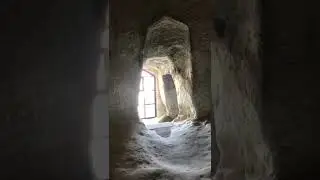 Подземная мечеть Шакпак-Ата. Мангистауская область. Западный Казахстан.