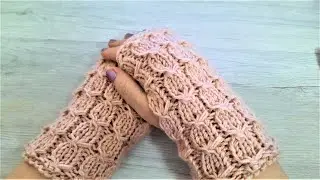 Митенки на 2 спицах. Самый МОДНЫЙ аксессуар!! Мастер класс для начинающих.