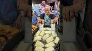 Old Gujarati Lady Selling Unique Bread Pakora😱😱 75 साल की उम्र में खड़ा किया लाखों रुपये का धंधा😳😳