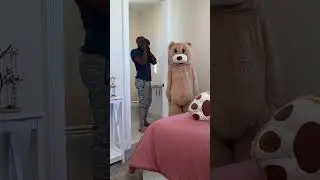 Woman pranked man when he just come out of the room  