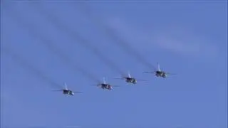 Военные   самолеты летят  с Кубинки. Первым делом самолеты :))