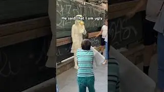 He didn’t expect that 😁😎😂 #prank #justforfun #humanstatue