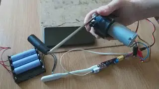 Ручной генератор из Китая заряжает Аккумулятор и телефон. Не крутить ручку мотора быстро!