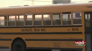 Its kind of anxiety-inducing: parents frustrated with school bus delays