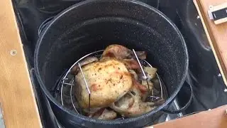 Solar Cooking: Roast whole chicken with nuclear fusion energy using home made solar oven