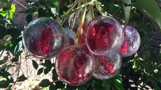 How to Make Christmas Baubles with Alcohol Ink