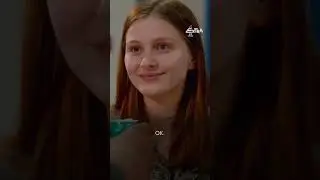 How to tell if a girl likes you 