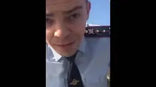 наглый мент на крузаке права давай