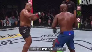 Daniel Cormier vs Derrick Lewis 💥💥💥 Highlights🎞