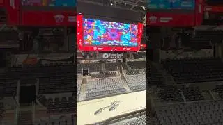 PLAYING BRAWL STARS ON A JUMBOTRON!