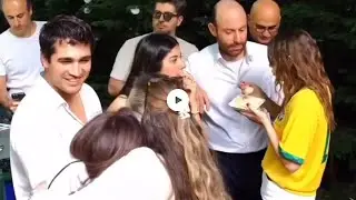 Afra Saraçoğlu ve Mert Ramzan Demirin Aşk Dolu Yan Yana Özel Videoları