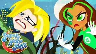 Flüge und Kämpfe | DC Super Hero Girls auf Deutsch