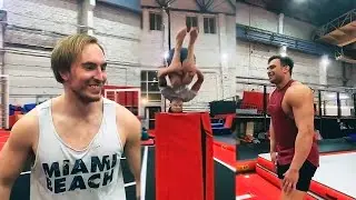МАСТЕР НИНДЗЯ УЧИТ КАЧКОВ ПРЫГАТЬ! \ ТРЕНИРОВКА В ЗАЛЕ АКРОБАТИКИ