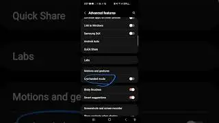How to turn on one-handed mode