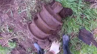 Мощнейший каток. Один сигнал 150+ КГ. Топ находка. Металлокоп