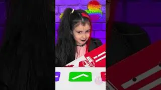 Playing with the little girl in black 🖤 Viral POP IT Fidget Trading game 🖤 CRAZY DIY Ideas 