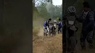 Ride with Yamah WR155 seru pol. 