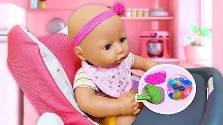 Baby Annabell doll goes shopping at the store. Potty training for dolls. New toys for the baby doll.