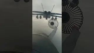 Spectacular F/A-18F Super Hornet Assigned to Refueling Mission From Other Fighters