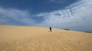 TALLEST SAND DUNES IN EASTERN U.S.:JOCKEYS RIDGE STATE PARK, OUTER BANKS (4K)