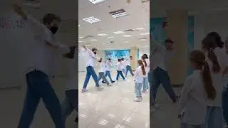 Шаффл Баттл 😎🔥 Who BEST DANCERS ? 🤔 NEON MODE !! 😨😍 TUZELITY SHUFFLE ⭐️