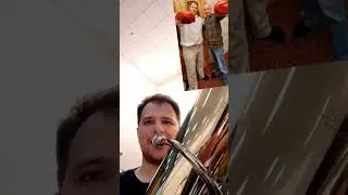 Рокки здесь) 