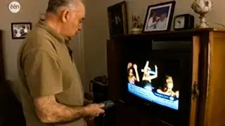 Opa Wil Meer Naakt Op TV