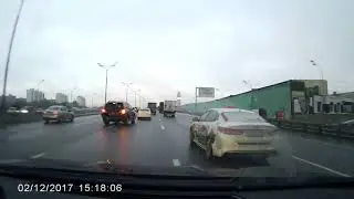 Быдло на Лексусе МКАД. Перестраиваясь зачем смотреть в зеркала?