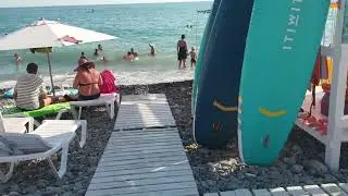 Летний отдых на море. Пляж Касабланка. Лазаревское Сочи. Хорошо оборудованный пляж. Погода июля 2022