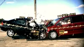 Minivan Vs. Small Sedan Crash Test (Honda Odyssey and Ford Focus)