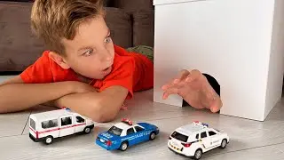 Mark save Police cars from the hand in cave | Toy car story