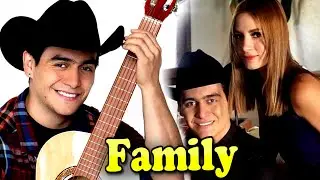 Julian Figueroa Family With Wife Imelda Garza Tunon 2023