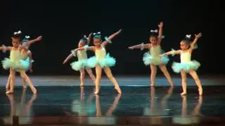 BALLET MAGNIFICAT - "Pequeñas bailarinas"