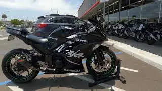 2017 Kawasaki Ninja 300 / Walk Around / Start Up / Sound Clip