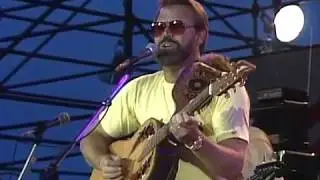 Glen Campbell - Rhinestone Cowboy and Galveston (Live at Farm Aid 1985)