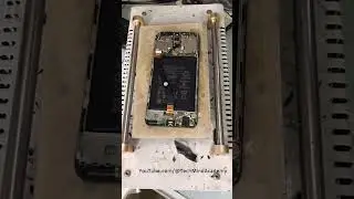 Mobile phone heating process for display removal