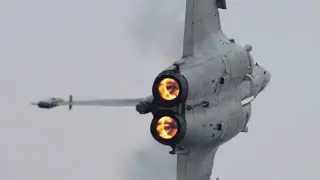 Rafale Solo Display at the Dubai Airshow 2023