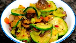 Quick and Healthy Zucchini and Mushroom Stir Fry for Weight Loss